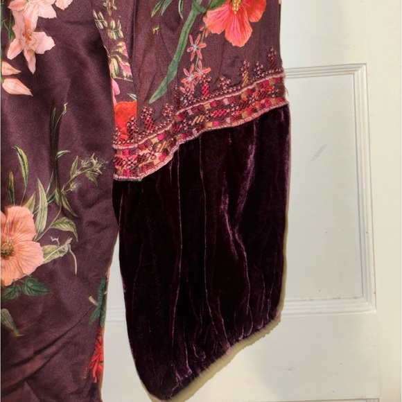 Women’s Johnny Was Workshop Paris Effortless Tunic Top Silk Velvet Blouse L - Picture 2 of 6